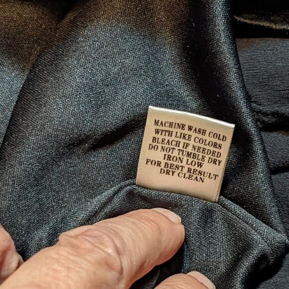 🆕NWT VERY J BLACK LATTICE FRONT DRESS (FULLY LINED) - MEDIUM - Picture 5 of 7